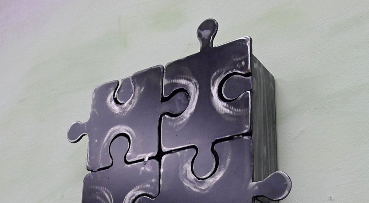 Skříňka na klíče puzzle